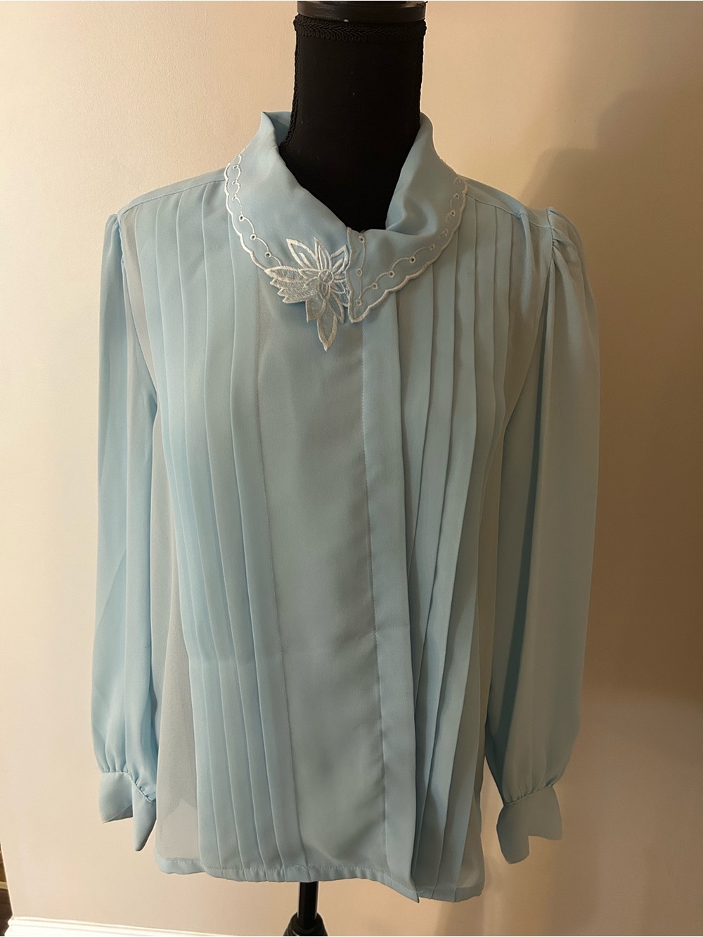 Vintage Light Blue Button-Down Blouse with Embroidered Collar